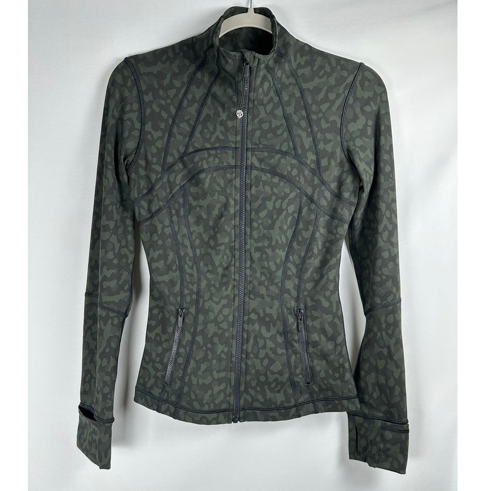 Lululemon Define Jacket *Luxtreme Size 4 Formation Camo Evergreen Multi W4BHKS